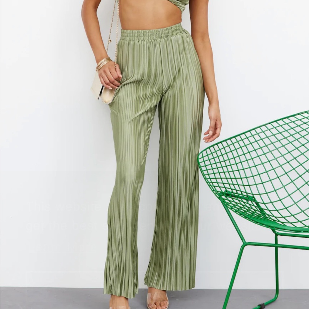 Green Plisse Set